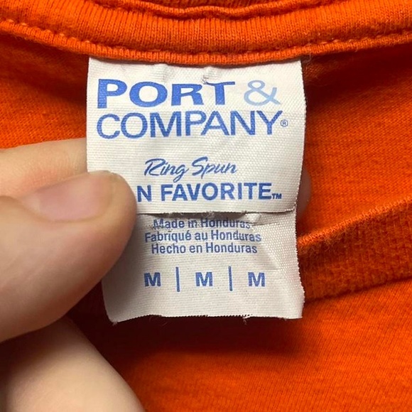 rabbit with sunglasses graphic energizer bunny like short sleeve casual T-shirt - Picture 3 of 4